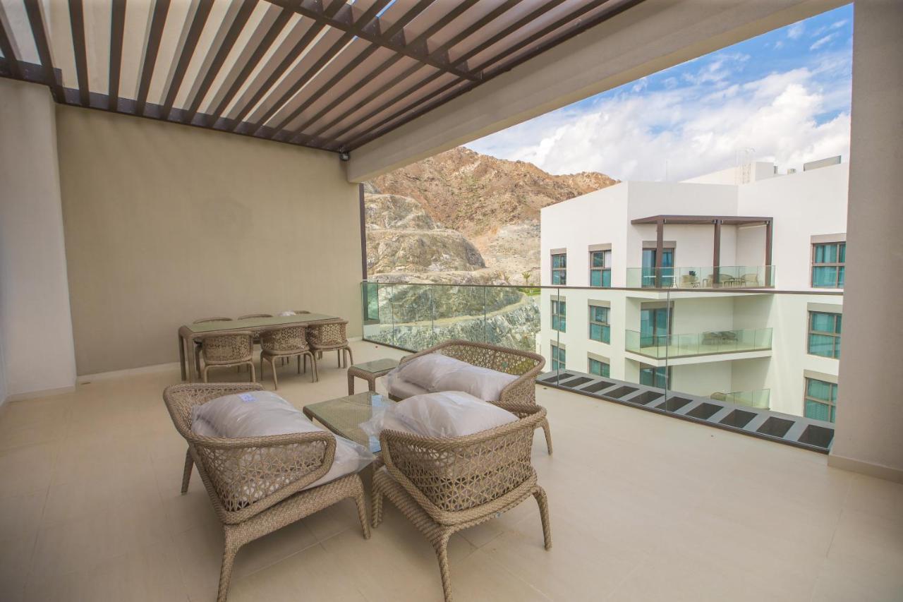 Al Aqah Luxury Apartment W/ Sea Views At Address Residences Эль-Фуджайра Экстерьер фото